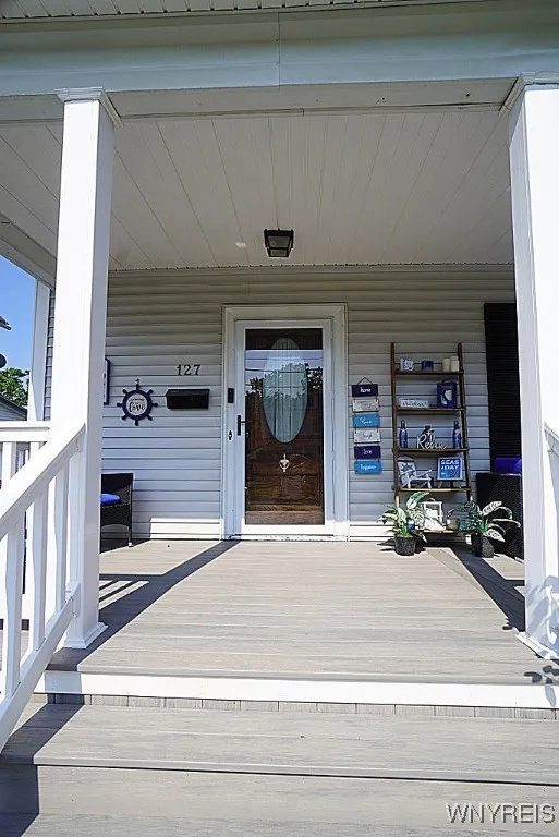 127 Pound Street, Lockport City, New York 14094, Lockport City, New York 14094, 5 Bedrooms Bedrooms, 9 Rooms Rooms,2 BathroomsBathrooms,Residential,For Sale,127 Pound Street, Lockport City, New York 14094,B1619738