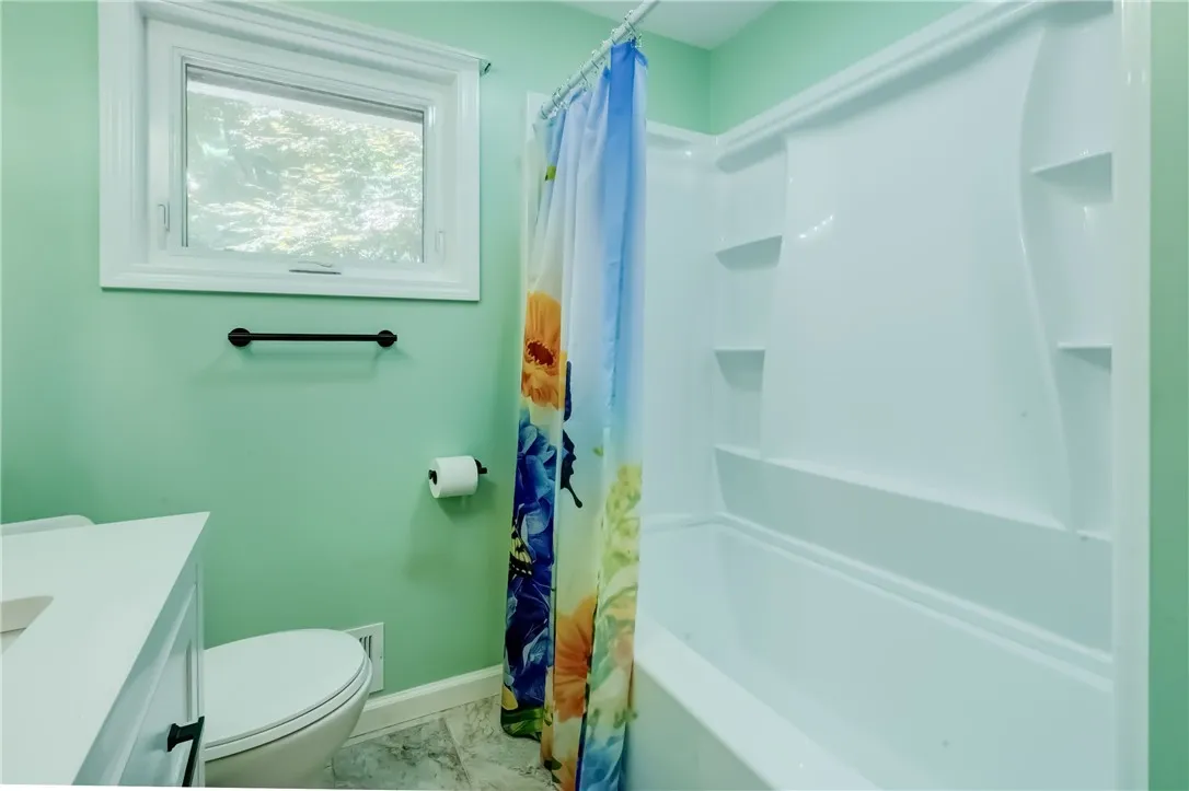 28 Berna Lane, Chili, New York 14624, Chili, New York 14624, 3 Bedrooms Bedrooms, 6 Rooms Rooms,1 BathroomBathrooms,Residential,Closed,28 Berna Lane, Chili, New York 14624,R1620340