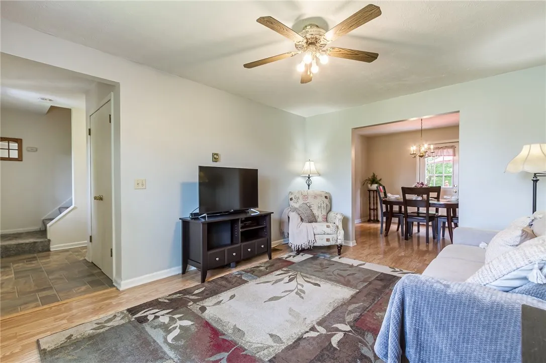 4623 Shelly Road, Livonia, New York 14487, Livonia, New York 14487, 3 Bedrooms Bedrooms, 6 Rooms Rooms,1 BathroomBathrooms,Residential,Closed,4623 Shelly Road, Livonia, New York 14487,0,R1620618