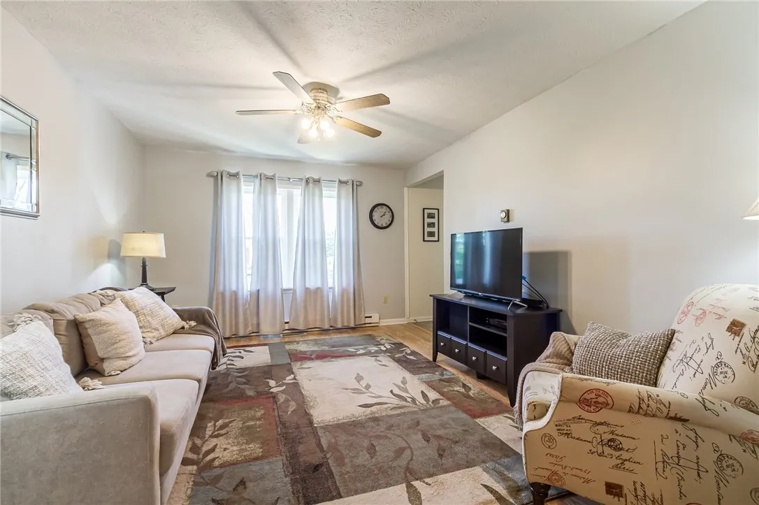 4623 Shelly Road, Livonia, New York 14487, Livonia, New York 14487, 3 Bedrooms Bedrooms, 6 Rooms Rooms,1 BathroomBathrooms,Residential,Closed,4623 Shelly Road, Livonia, New York 14487,0,R1620618