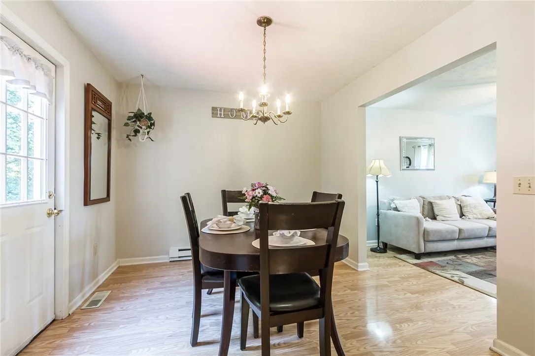 4623 Shelly Road, Livonia, New York 14487, Livonia, New York 14487, 3 Bedrooms Bedrooms, 6 Rooms Rooms,1 BathroomBathrooms,Residential,Closed,4623 Shelly Road, Livonia, New York 14487,0,R1620618