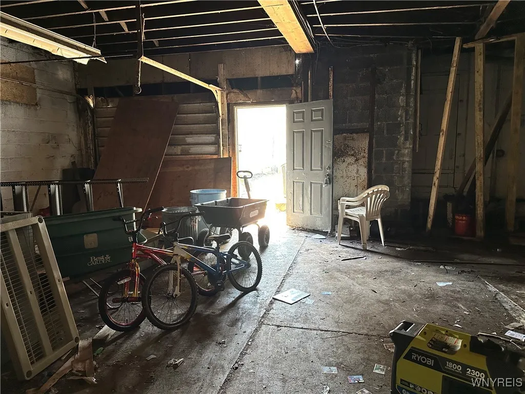 23 Poplar Avenue, Buffalo, New York 14211, Buffalo, New York 14211, 3 Bedrooms Bedrooms, ,2 BathroomsBathrooms,Residential,Closed,23 Poplar Avenue, Buffalo, New York 14211,0,B1619328