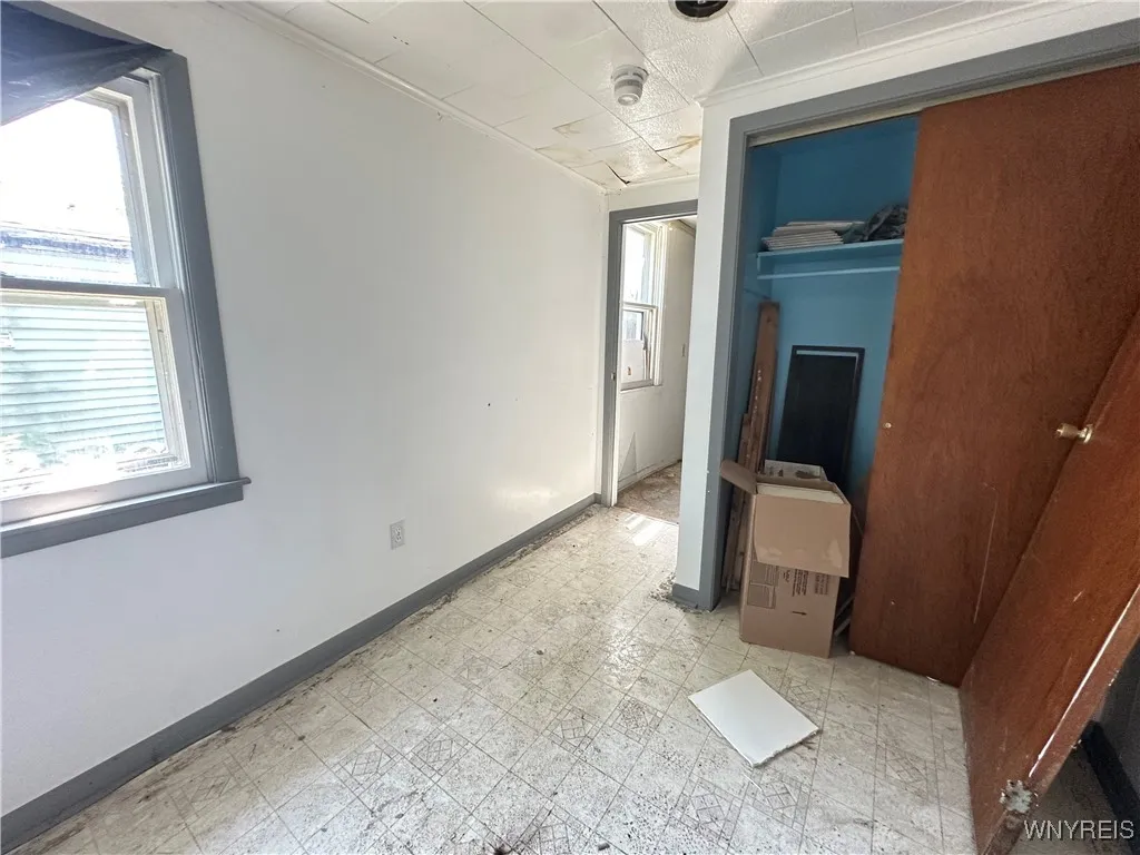 lower 2nd bedroom