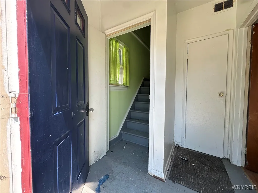 23 Poplar Avenue, Buffalo, New York 14211, Buffalo, New York 14211, 3 Bedrooms Bedrooms, ,2 BathroomsBathrooms,Residential,Closed,23 Poplar Avenue, Buffalo, New York 14211,0,B1619328