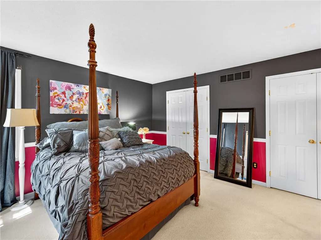 3173 Valley Drive, Walworth, New York 14568, Walworth, New York 14568, 4 Bedrooms Bedrooms, 10 Rooms Rooms,2 BathroomsBathrooms,Residential,For Sale,3173 Valley Drive, Walworth, New York 14568,0,R1619507