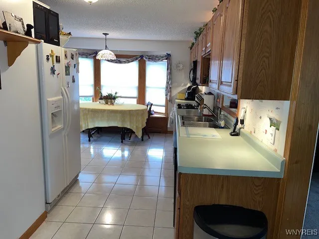 208 Angle Road, West Seneca, New York 14224, West Seneca, New York 14224, 5 Bedrooms Bedrooms, 8 Rooms Rooms,2 BathroomsBathrooms,Residential,Closed,208 Angle Road, West Seneca, New York 14224,0,B1621203