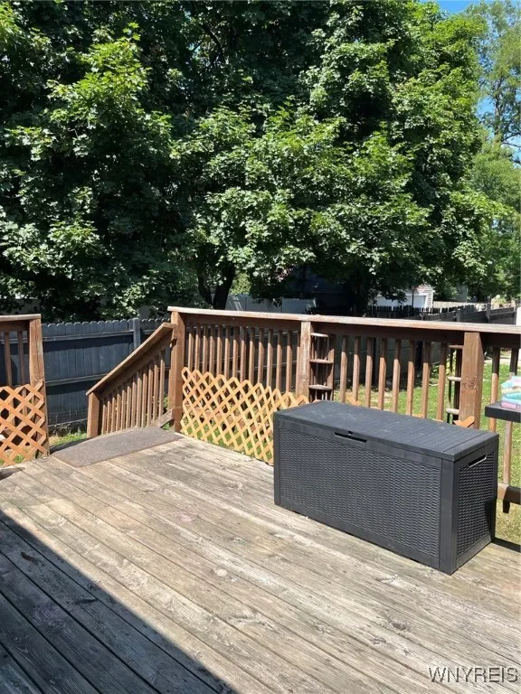 33 Irving Street, Lockport City, New York 14094, Lockport City, New York 14094, 3 Bedrooms Bedrooms, 8 Rooms Rooms,1 BathroomBathrooms,Residential,For Sale,33 Irving Street, Lockport City, New York 14094,B1621196