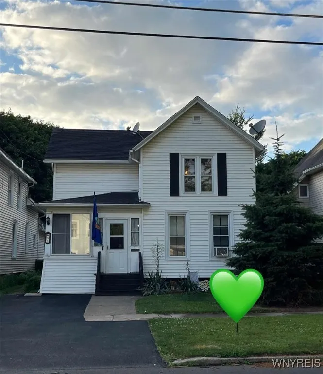 33 Irving Street, Lockport City, New York 14094, Lockport City, New York 14094, 3 Bedrooms Bedrooms, 8 Rooms Rooms,1 BathroomBathrooms,Residential,For Sale,33 Irving Street, Lockport City, New York 14094,B1621196
