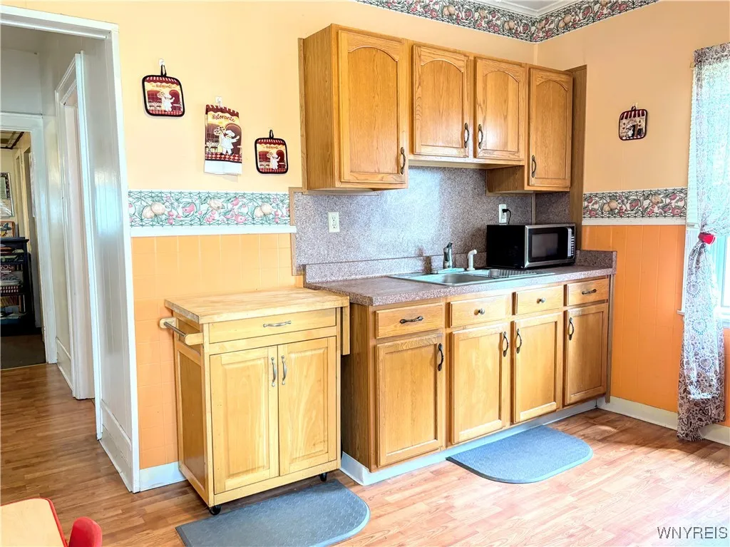 847 Walden Avenue, Buffalo, New York 14211, Buffalo, New York 14211, 5 Bedrooms Bedrooms, ,2 BathroomsBathrooms,Residential,For Sale,847 Walden Avenue, Buffalo, New York 14211,B1620888