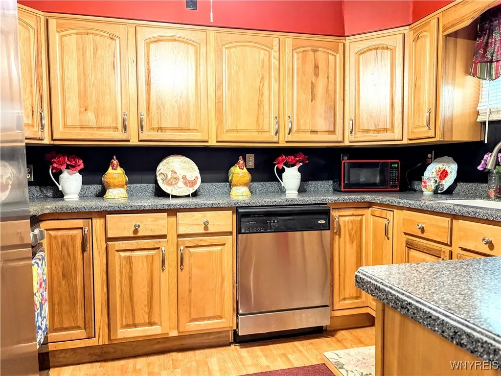 847 Walden Avenue, Buffalo, New York 14211, Buffalo, New York 14211, 5 Bedrooms Bedrooms, ,2 BathroomsBathrooms,Residential,For Sale,847 Walden Avenue, Buffalo, New York 14211,B1620888