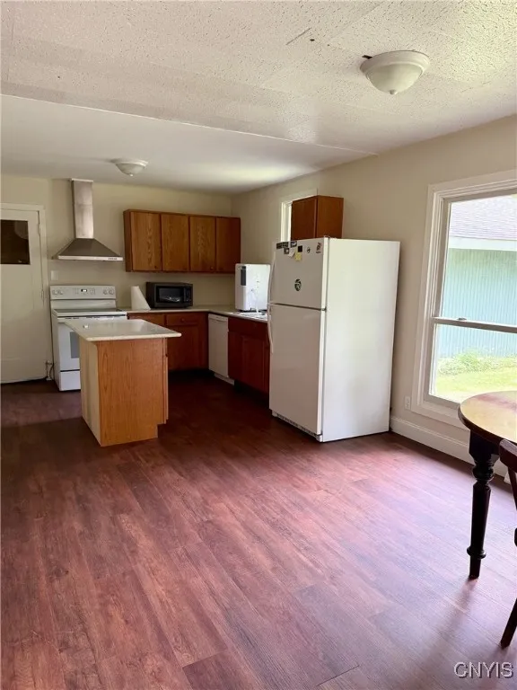 3253 Oswego Road, Vienna, New York 13308, Vienna, New York 13308, 5 Bedrooms Bedrooms, 9 Rooms Rooms,2 BathroomsBathrooms,Residential,For Sale,3253 Oswego Road, Vienna, New York 13308,S1620293