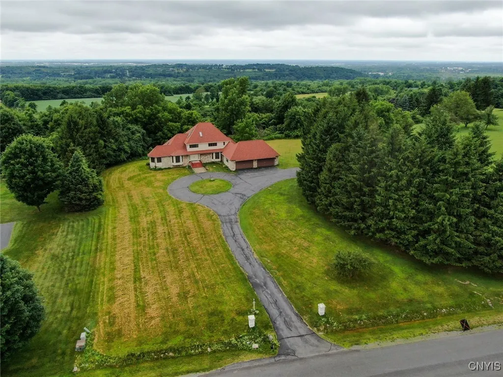 18883 Woodruff Settlement Road, Watertown Town, Ne, Watertown Town, New York 13601, 5 Bedrooms Bedrooms, 12 Rooms Rooms,2 BathroomsBathrooms,Residential,For Sale,18883 Woodruff Settlement Road, Watertown Town, Ne,S1619819