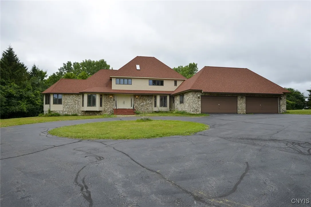 18883 Woodruff Settlement Road, Watertown Town, Ne, Watertown Town, New York 13601, 5 Bedrooms Bedrooms, 12 Rooms Rooms,2 BathroomsBathrooms,Residential,For Sale,18883 Woodruff Settlement Road, Watertown Town, Ne,S1619819