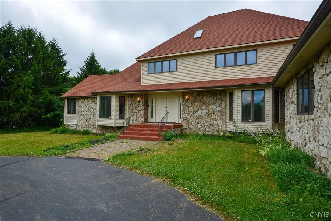 18883 Woodruff Settlement Road, Watertown Town, Ne, Watertown Town, New York 13601, 5 Bedrooms Bedrooms, 12 Rooms Rooms,2 BathroomsBathrooms,Residential,For Sale,18883 Woodruff Settlement Road, Watertown Town, Ne,S1619819