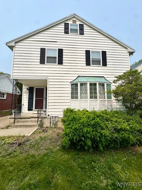 80 Capen Boulevard, Amherst, New York 14226, Amherst, New York 14226, 6 Bedrooms Bedrooms, 14 Rooms Rooms,3 BathroomsBathrooms,Residential,For Sale,80 Capen Boulevard, Amherst, New York 14226,0,B1621389