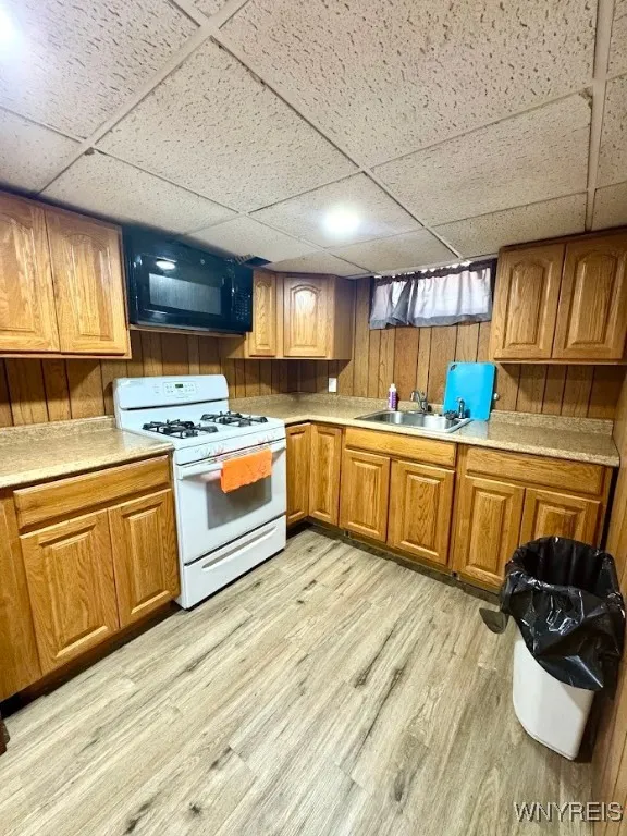 80 Capen Boulevard, Amherst, New York 14226, Amherst, New York 14226, 6 Bedrooms Bedrooms, 14 Rooms Rooms,3 BathroomsBathrooms,Residential,For Sale,80 Capen Boulevard, Amherst, New York 14226,0,B1621389