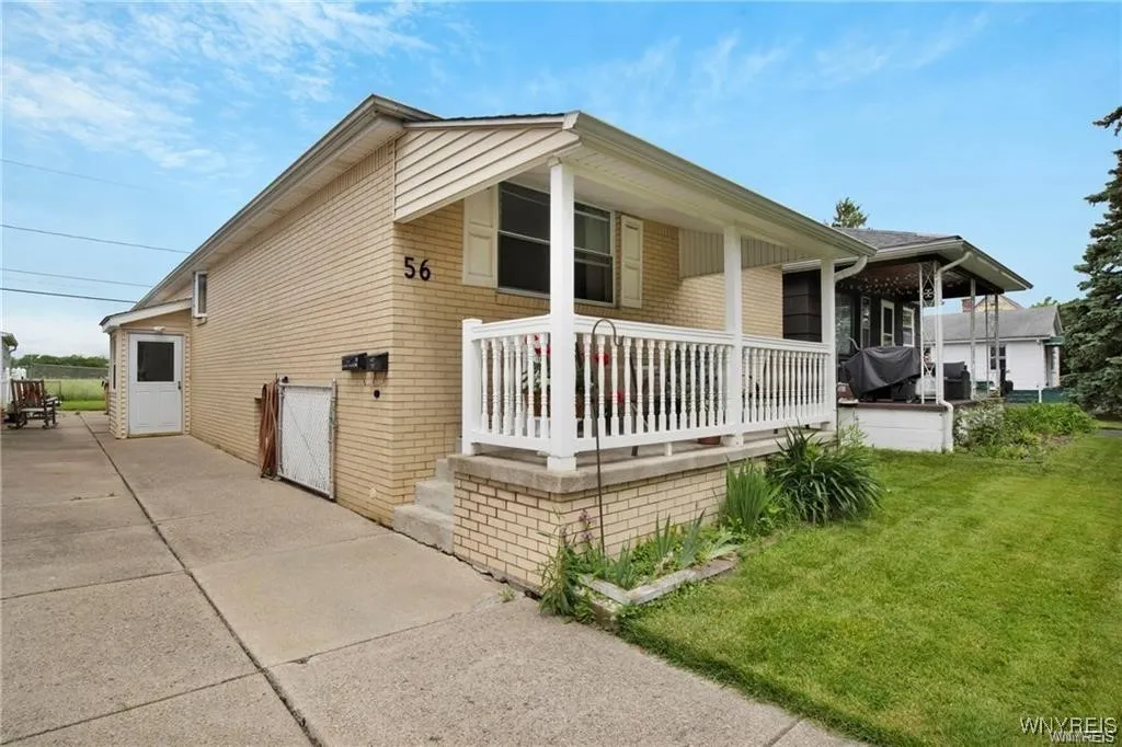 56 Awood Place 1, Cheektowaga, New York 14225, Cheektowaga, New York 14225, 2 Bedrooms Bedrooms, 5 Rooms Rooms,1 BathroomBathrooms,Residential Lease,Closed,56 Awood Place 1, Cheektowaga, New York 14225,B1621410