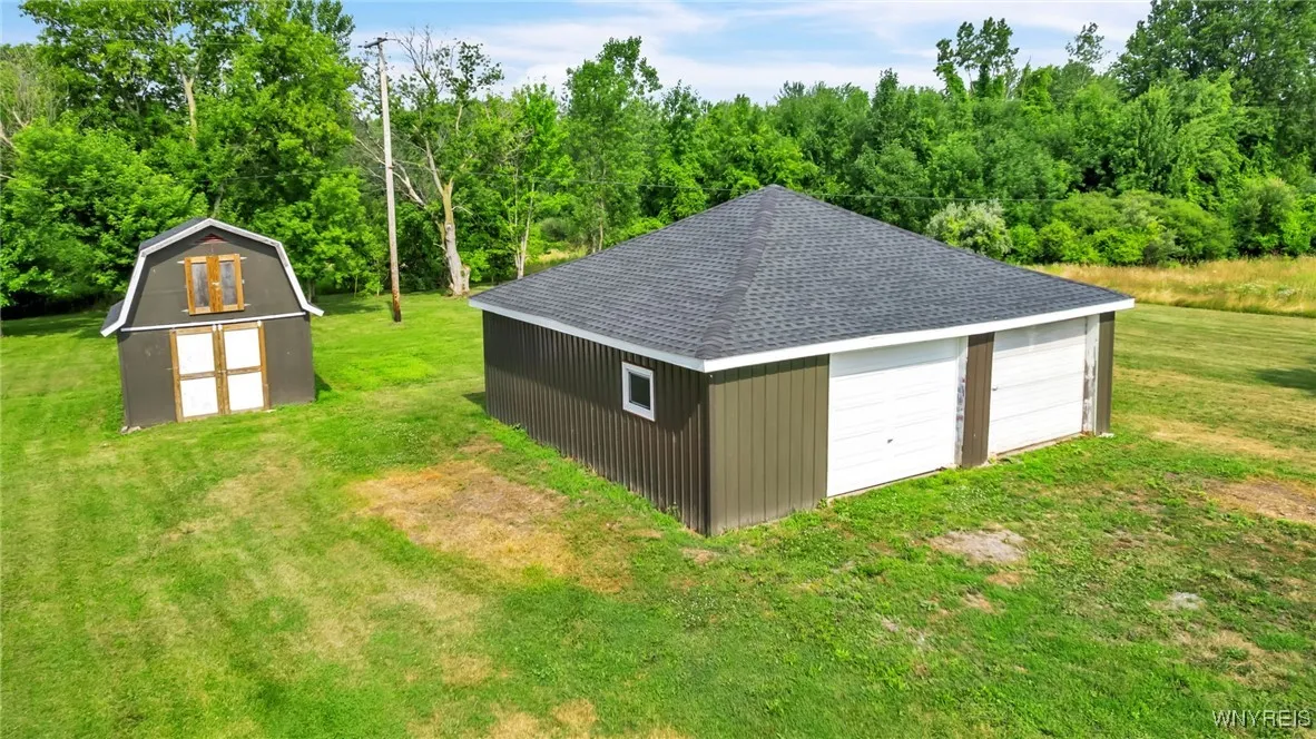 10655 Millers Road, Yates, New York 14098, Yates, New York 14098, 3 Bedrooms Bedrooms, 5 Rooms Rooms,2 BathroomsBathrooms,Residential,For Sale,10655 Millers Road, Yates, New York 14098,B1619563
