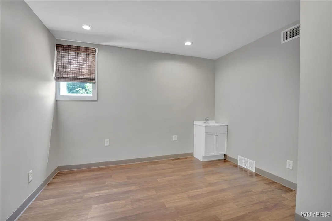 502 Main Street, Aurora, New York 14052, Aurora, New York 14052, ,Commercial Lease,For Rent,502 Main Street, Aurora, New York 14052,B1620814