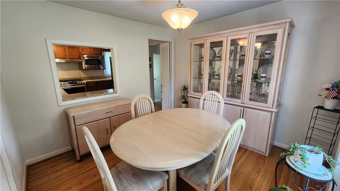 1244 Wall Road, Webster, New York 14580, Webster, New York 14580, 3 Bedrooms Bedrooms, 7 Rooms Rooms,2 BathroomsBathrooms,Residential,Closed,1244 Wall Road, Webster, New York 14580,0,R1621439