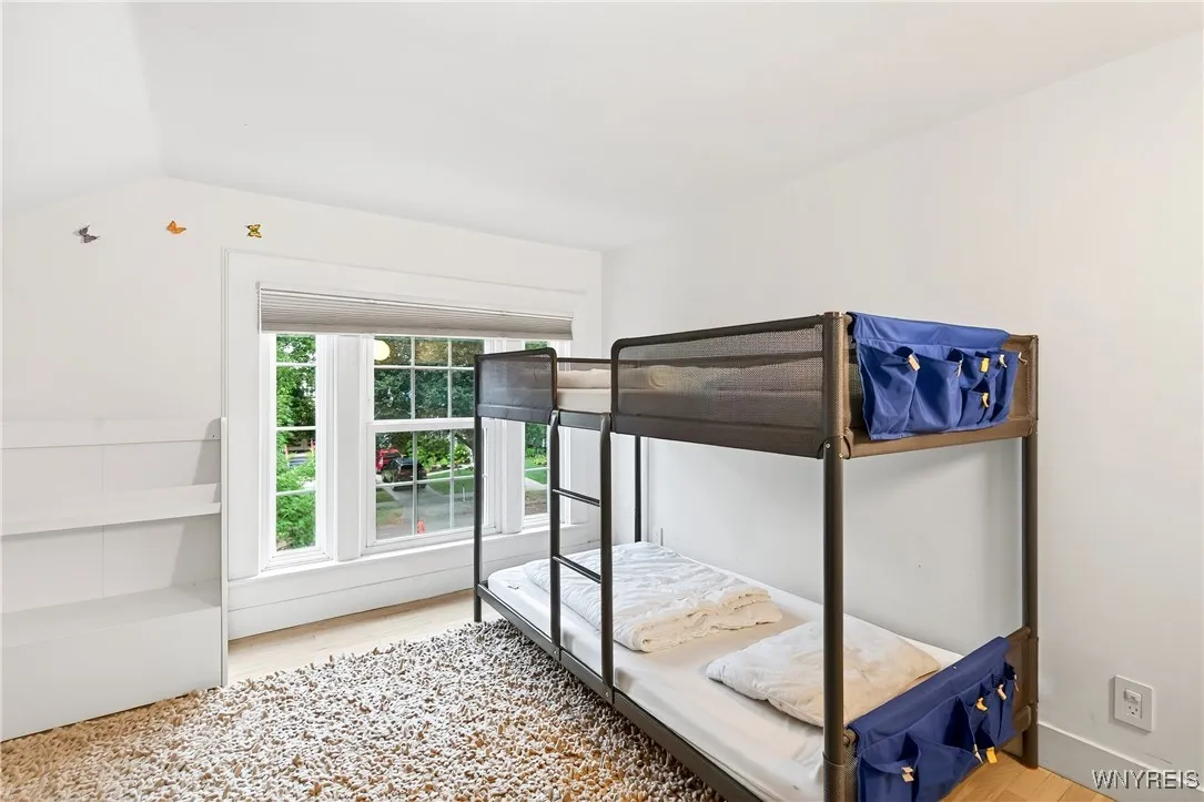 77 Ashland Avenue, Buffalo, New York 14222, Buffalo, New York 14222, 3 Bedrooms Bedrooms, 6 Rooms Rooms,2 BathroomsBathrooms,Residential Lease,For Rent,77 Ashland Avenue, Buffalo, New York 14222,B1621274