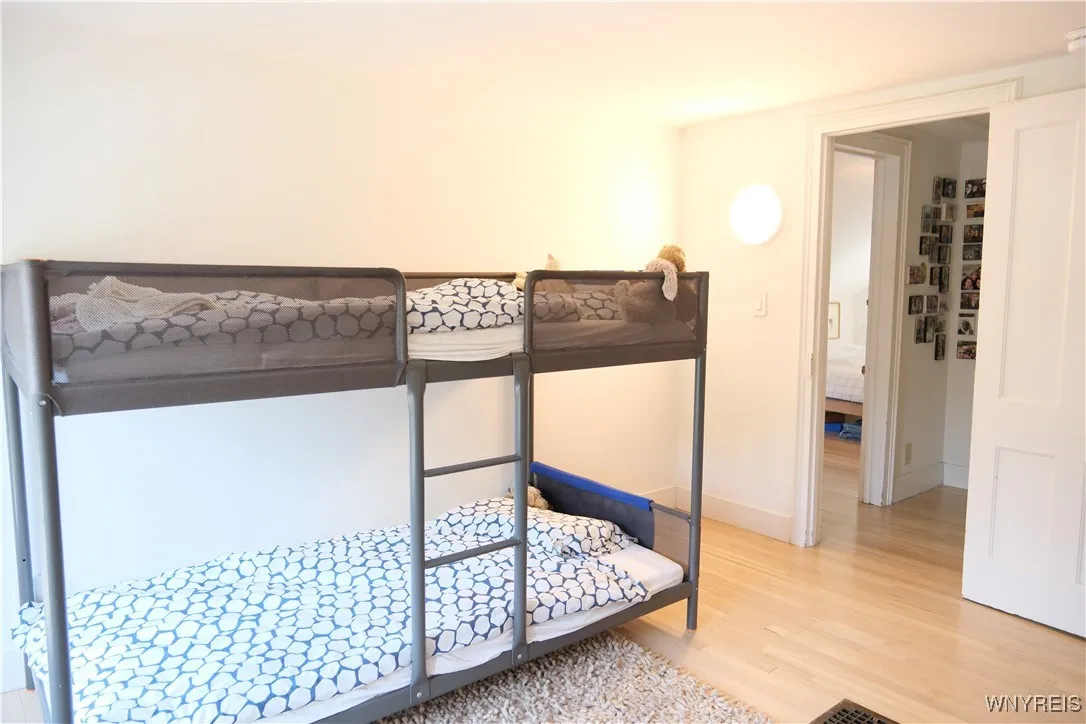 77 Ashland Avenue, Buffalo, New York 14222, Buffalo, New York 14222, 3 Bedrooms Bedrooms, 6 Rooms Rooms,2 BathroomsBathrooms,Residential Lease,For Rent,77 Ashland Avenue, Buffalo, New York 14222,B1621274