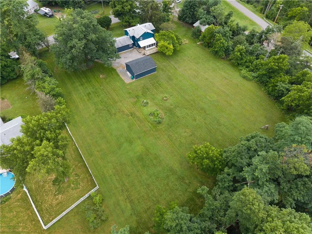 6805 Coy Road, Livonia, New York 14487, Livonia, New York 14487, 4 Bedrooms Bedrooms, 10 Rooms Rooms,2 BathroomsBathrooms,Residential,For Sale,6805 Coy Road, Livonia, New York 14487,R1620867