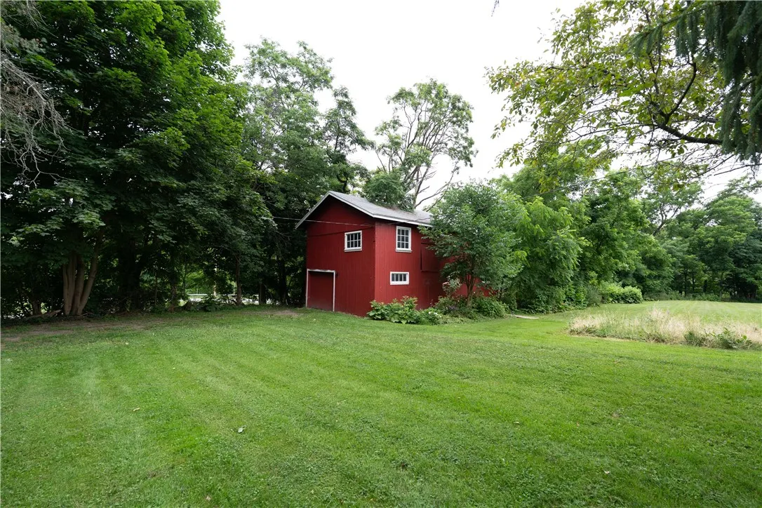6805 Coy Road, Livonia, New York 14487, Livonia, New York 14487, 4 Bedrooms Bedrooms, 10 Rooms Rooms,2 BathroomsBathrooms,Residential,For Sale,6805 Coy Road, Livonia, New York 14487,R1620867