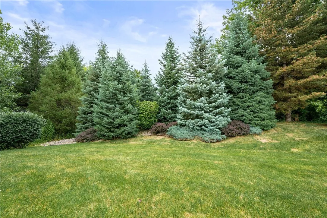 13 College Greene Drive, Chili, New York 14514, Chili, New York 14514, 2 Bedrooms Bedrooms, 4 Rooms Rooms,2 BathroomsBathrooms,Residential,For Sale,13 College Greene Drive, Chili, New York 14514,R1620337