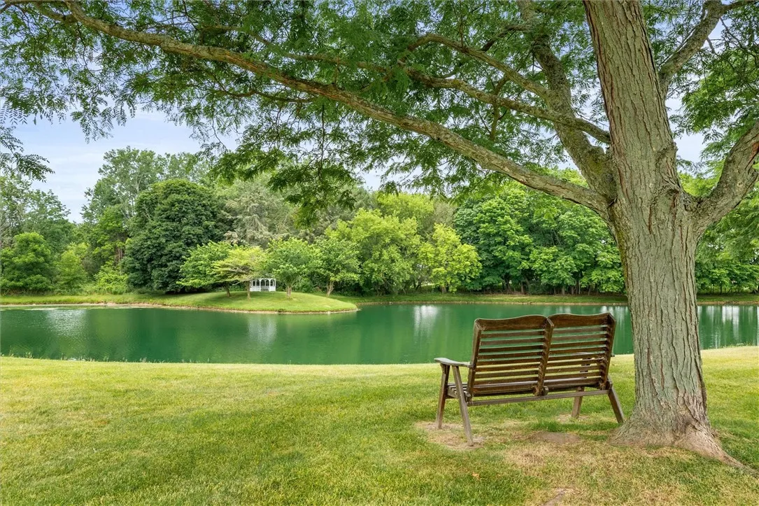 13 College Greene Drive, Chili, New York 14514, Chili, New York 14514, 2 Bedrooms Bedrooms, 4 Rooms Rooms,2 BathroomsBathrooms,Residential,For Sale,13 College Greene Drive, Chili, New York 14514,R1620337