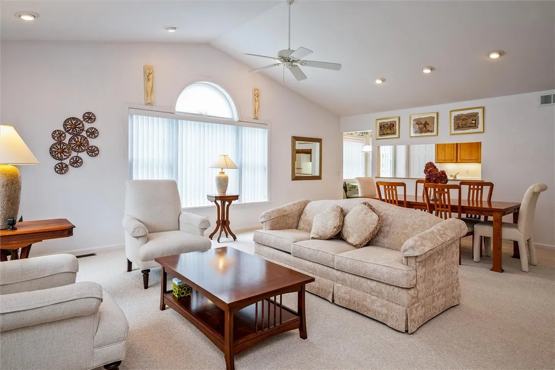 13 College Greene Drive, Chili, New York 14514, Chili, New York 14514, 2 Bedrooms Bedrooms, 4 Rooms Rooms,2 BathroomsBathrooms,Residential,For Sale,13 College Greene Drive, Chili, New York 14514,R1620337