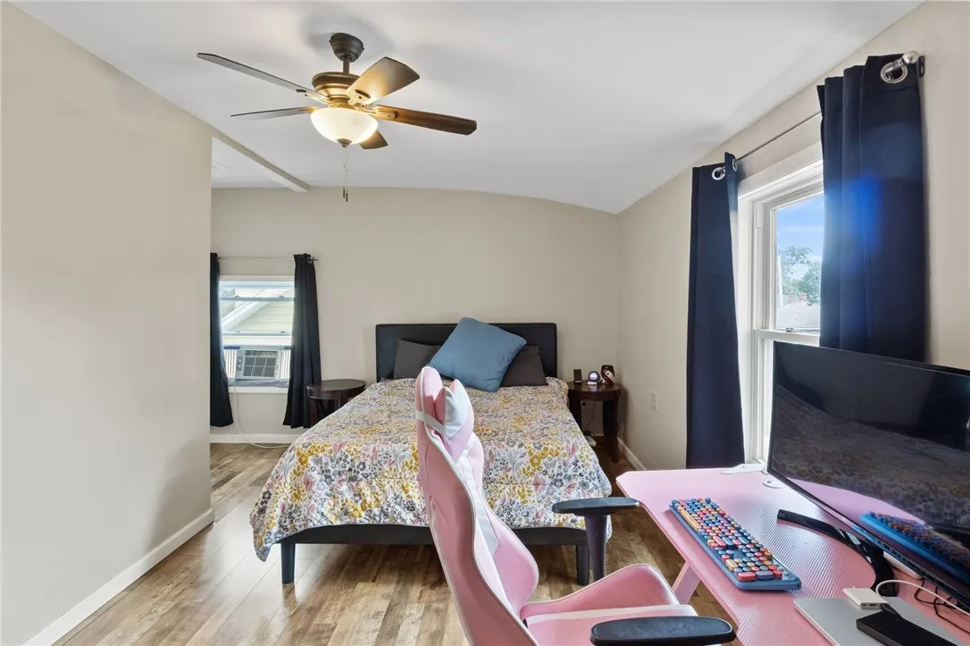 174 Frontenac Heights Avenue, Irondequoit, New Yor, Irondequoit, New York 14617, 2 Bedrooms Bedrooms, 5 Rooms Rooms,1 BathroomBathrooms,Residential,For Sale,174 Frontenac Heights Avenue, Irondequoit, New Yor,R1621345