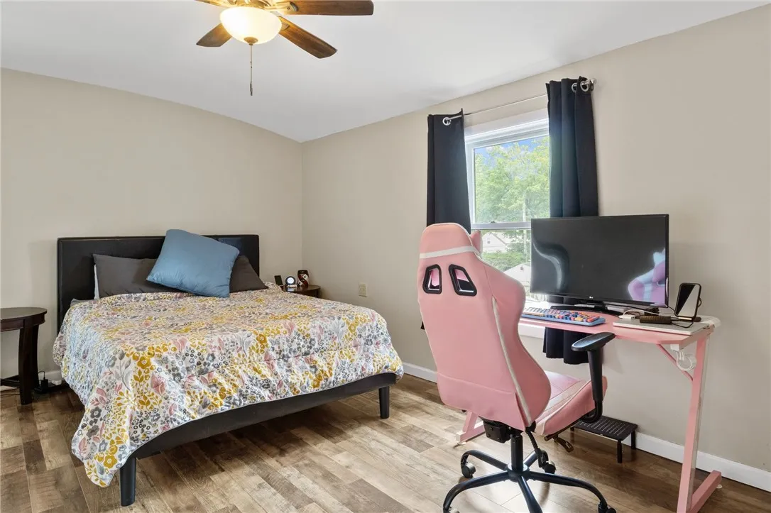 174 Frontenac Heights Avenue, Irondequoit, New Yor, Irondequoit, New York 14617, 2 Bedrooms Bedrooms, 5 Rooms Rooms,1 BathroomBathrooms,Residential,For Sale,174 Frontenac Heights Avenue, Irondequoit, New Yor,R1621345