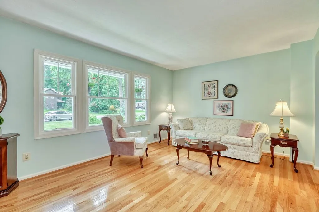 426 Murwood Lane, Webster, New York 14580, Webster, New York 14580, 4 Bedrooms Bedrooms, 8 Rooms Rooms,2 BathroomsBathrooms,Residential,Closed,426 Murwood Lane, Webster, New York 14580,R1618337