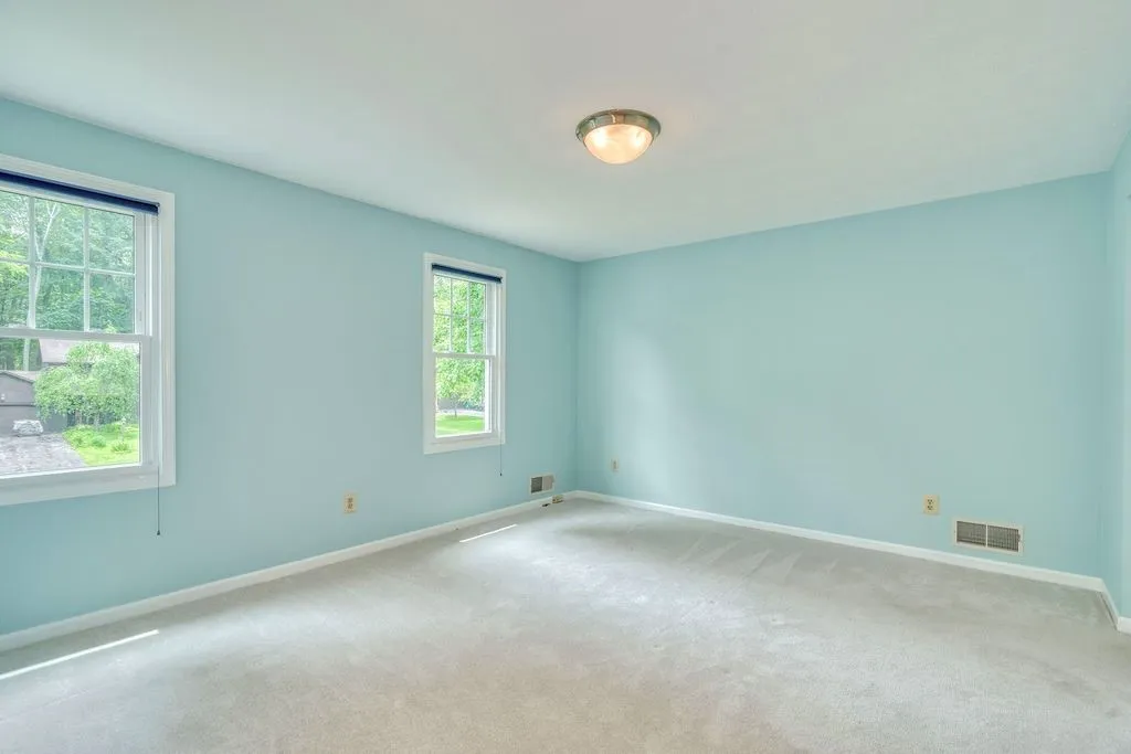 426 Murwood Lane, Webster, New York 14580, Webster, New York 14580, 4 Bedrooms Bedrooms, 8 Rooms Rooms,2 BathroomsBathrooms,Residential,Closed,426 Murwood Lane, Webster, New York 14580,R1618337