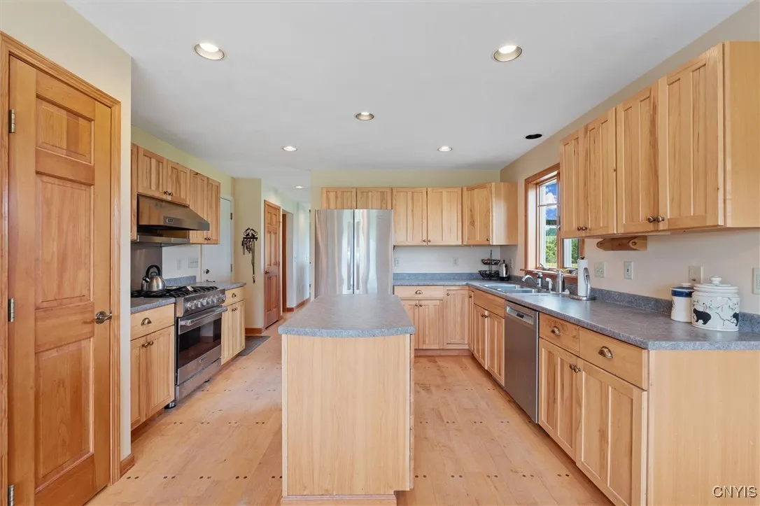 8775 Penoyer Road, Fabius, New York 13063, Fabius, New York 13063, 3 Bedrooms Bedrooms, 9 Rooms Rooms,2 BathroomsBathrooms,Residential,Closed,8775 Penoyer Road, Fabius, New York 13063,0,S1621314