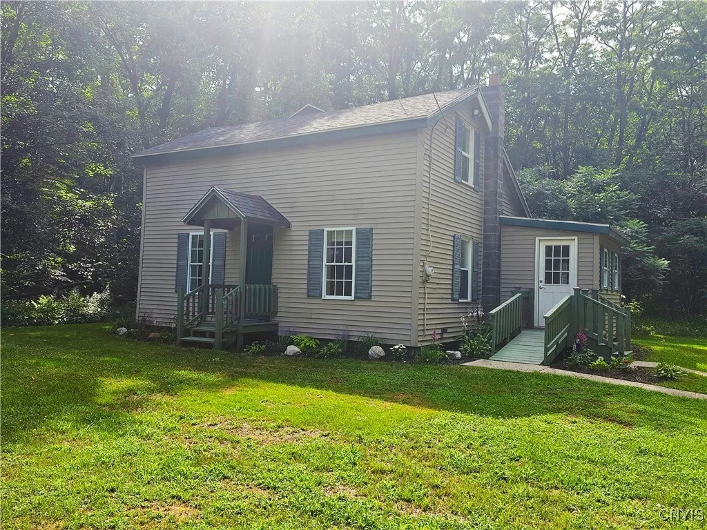 147 North Street, Constantia, New York 13042, Constantia, New York 13042, 3 Bedrooms Bedrooms, 9 Rooms Rooms,1 BathroomBathrooms,Residential,For Sale,147 North Street, Constantia, New York 13042,S1621455