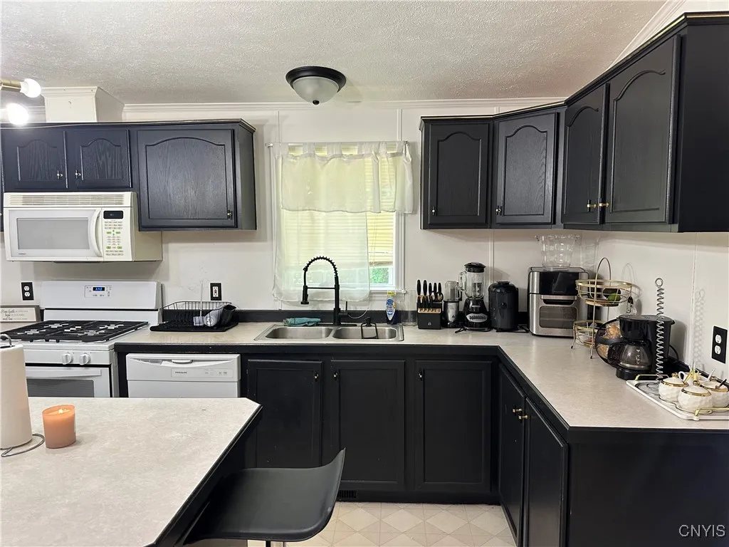 122 Windsor Drive, Schuyler, New York 13340, Schuyler, New York 13340, 4 Bedrooms Bedrooms, 7 Rooms Rooms,2 BathroomsBathrooms,Residential,For Sale,122 Windsor Drive, Schuyler, New York 13340,S1621318