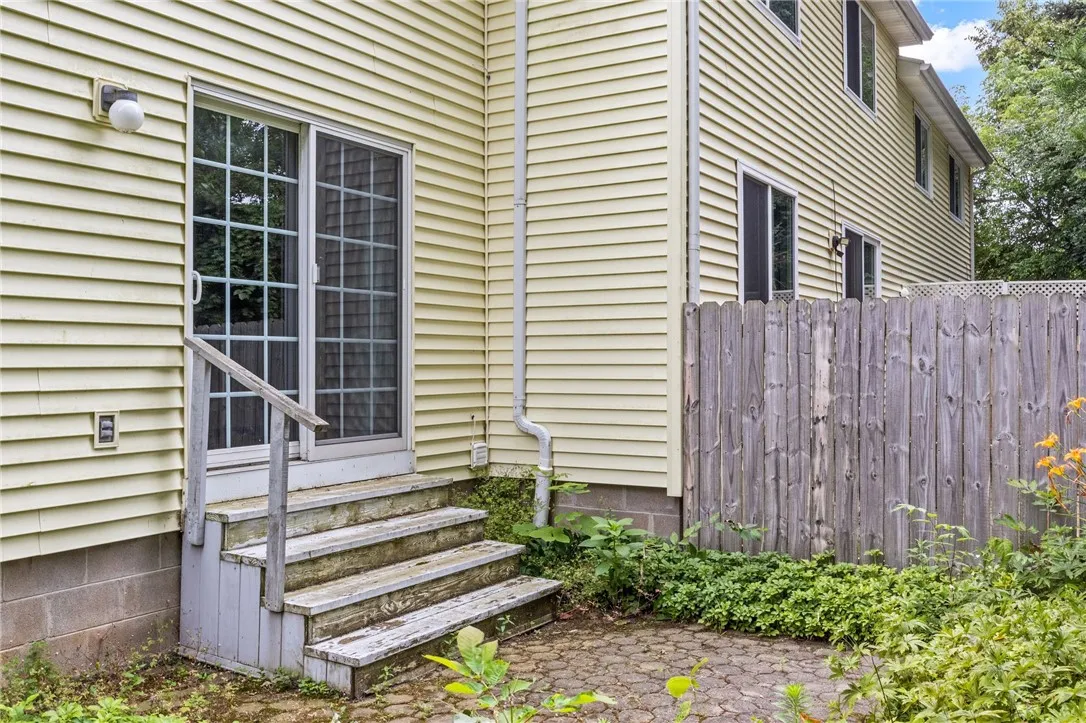 24 Bucklebury Hill, Perinton, New York 14450, Perinton, New York 14450, 3 Bedrooms Bedrooms, 6 Rooms Rooms,1 BathroomBathrooms,Residential,For Sale,24 Bucklebury Hill, Perinton, New York 14450,R1619753