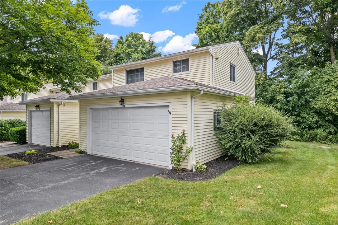 24 Bucklebury Hill, Perinton, New York 14450, Perinton, New York 14450, 3 Bedrooms Bedrooms, 6 Rooms Rooms,1 BathroomBathrooms,Residential,For Sale,24 Bucklebury Hill, Perinton, New York 14450,R1619753
