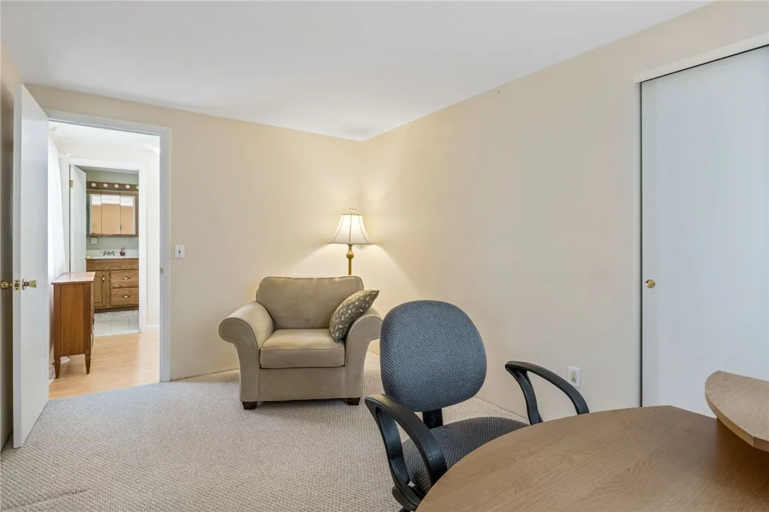 24 Bucklebury Hill, Perinton, New York 14450, Perinton, New York 14450, 3 Bedrooms Bedrooms, 6 Rooms Rooms,1 BathroomBathrooms,Residential,For Sale,24 Bucklebury Hill, Perinton, New York 14450,R1619753