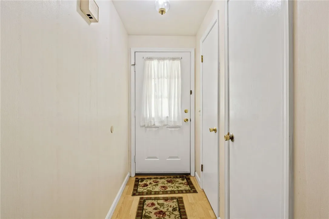 24 Bucklebury Hill, Perinton, New York 14450, Perinton, New York 14450, 3 Bedrooms Bedrooms, 6 Rooms Rooms,1 BathroomBathrooms,Residential,For Sale,24 Bucklebury Hill, Perinton, New York 14450,R1619753