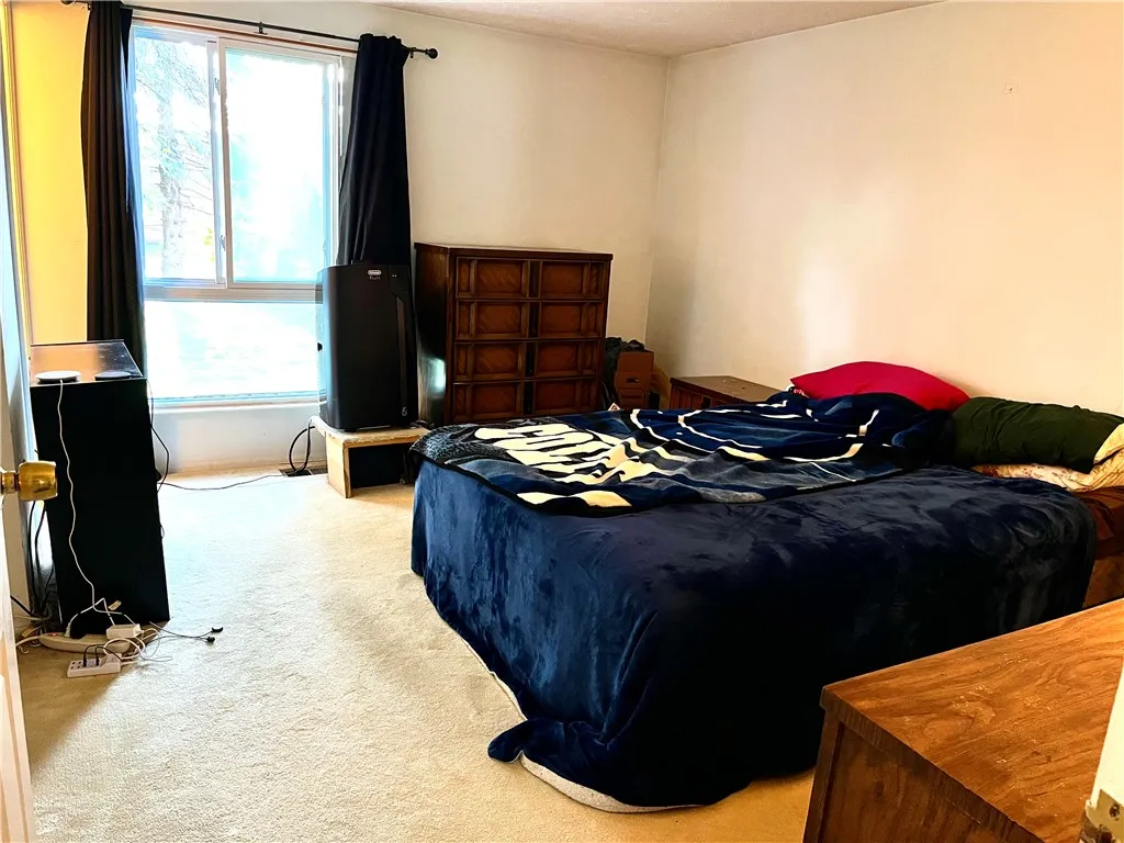 Main bedroom