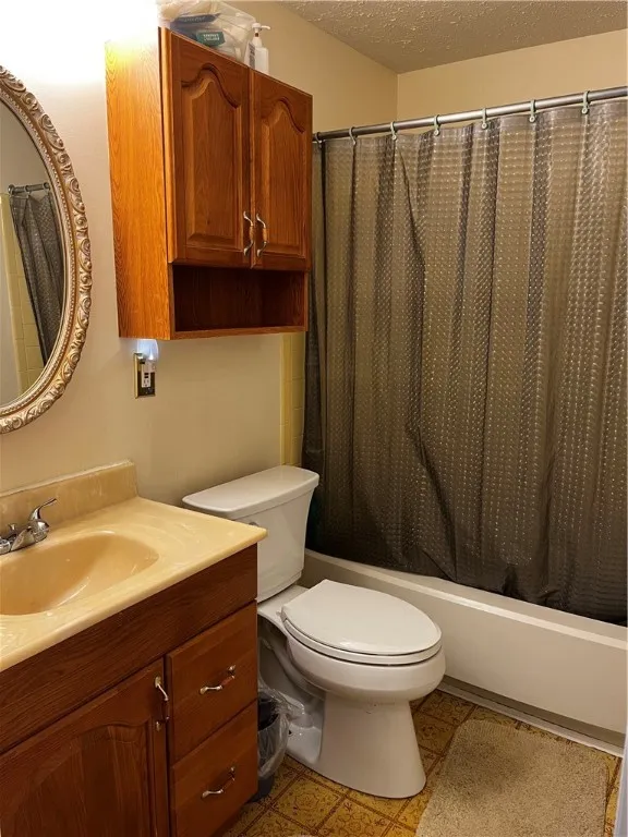 2nd bathroom