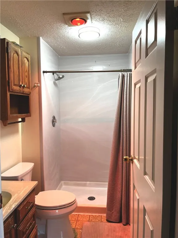 Heat lamp in ensuite