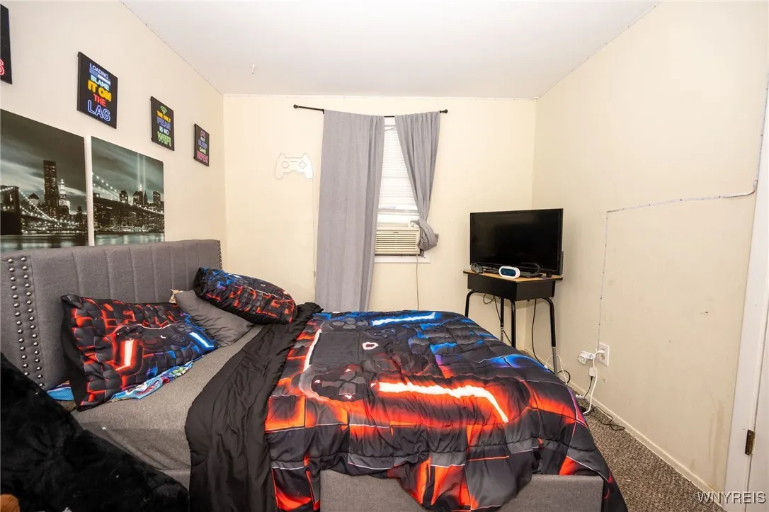 74 Lemans Drive, Cheektowaga, New York 14043, Cheektowaga, New York 14043, 6 Bedrooms Bedrooms, ,2 BathroomsBathrooms,Residential,For Sale,74 Lemans Drive, Cheektowaga, New York 14043,B1620910