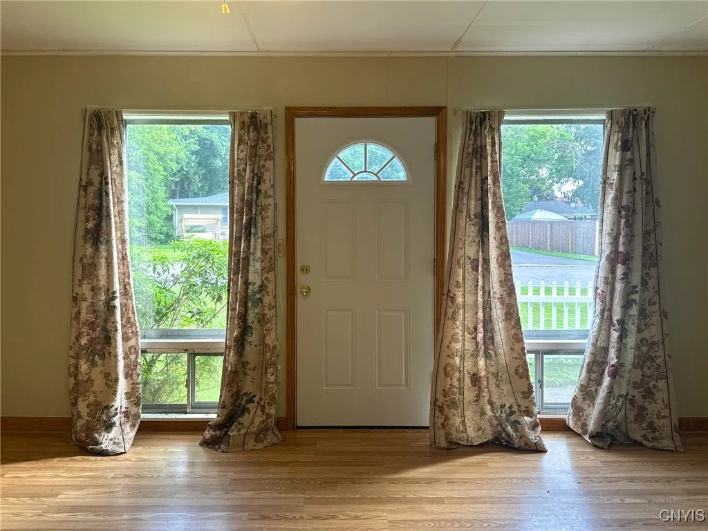 1003 Clinton Street, Rome, New York 13440, Rome, New York 13440, 3 Bedrooms Bedrooms, 5 Rooms Rooms,1 BathroomBathrooms,Residential,For Sale,1003 Clinton Street, Rome, New York 13440,S1621342