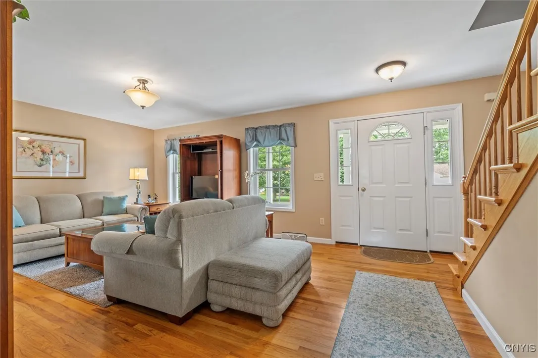 135 Hunt Valley Road, Oneida, New York 13421, Oneida, New York 13421, 3 Bedrooms Bedrooms, 6 Rooms Rooms,2 BathroomsBathrooms,Residential,For Sale,135 Hunt Valley Road, Oneida, New York 13421,S1621408