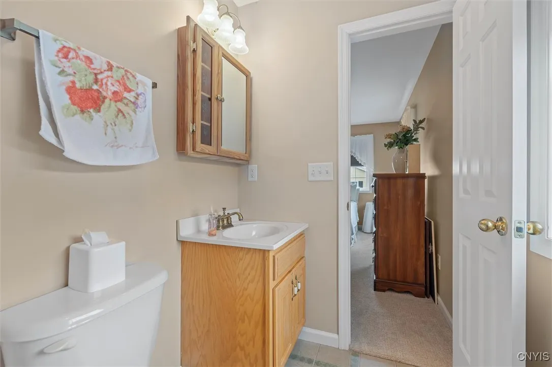 135 Hunt Valley Road, Oneida, New York 13421, Oneida, New York 13421, 3 Bedrooms Bedrooms, 6 Rooms Rooms,2 BathroomsBathrooms,Residential,For Sale,135 Hunt Valley Road, Oneida, New York 13421,S1621408