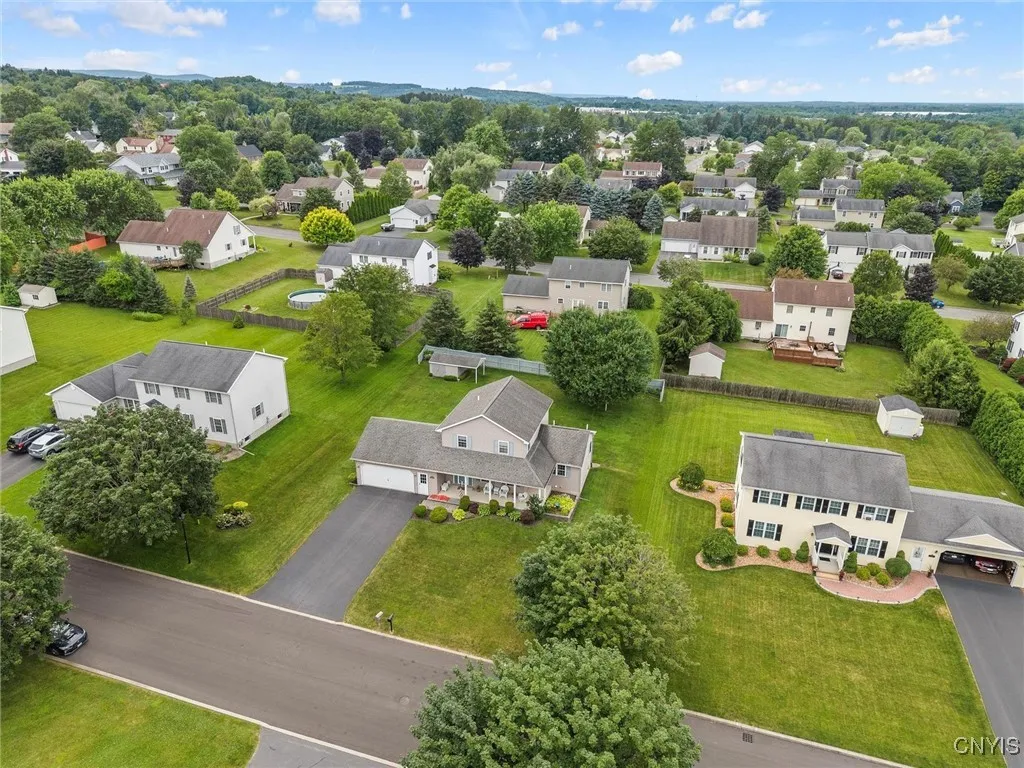 135 Hunt Valley Road, Oneida, New York 13421, Oneida, New York 13421, 3 Bedrooms Bedrooms, 6 Rooms Rooms,2 BathroomsBathrooms,Residential,For Sale,135 Hunt Valley Road, Oneida, New York 13421,S1621408